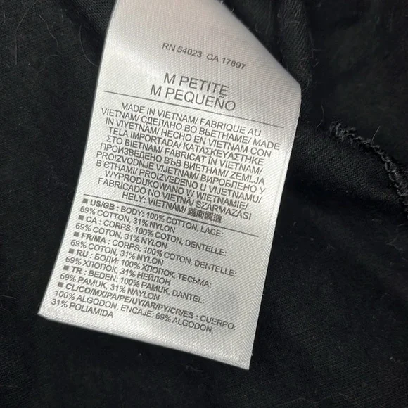 Banana Republic | like new condition | cropped | short sleeve - Picture 3 of 5